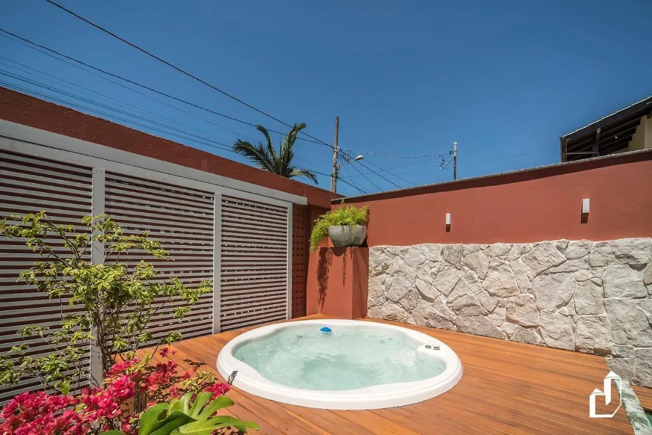 Holiday home Casa Com 02 Dormitorios E Jacuzzi Aquecida Bombinhas